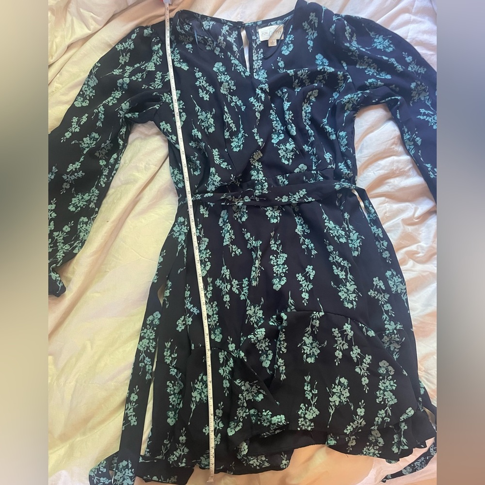 Blue floral Francesca’s dress, size large - Picture 5 of 5